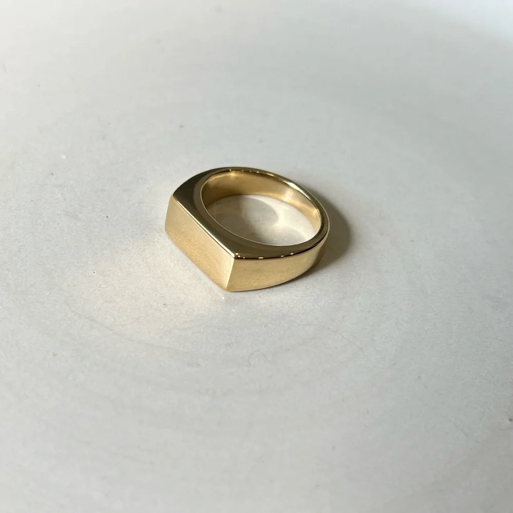 18k gold over Stainless steel
Ring - Picture 2 of 4